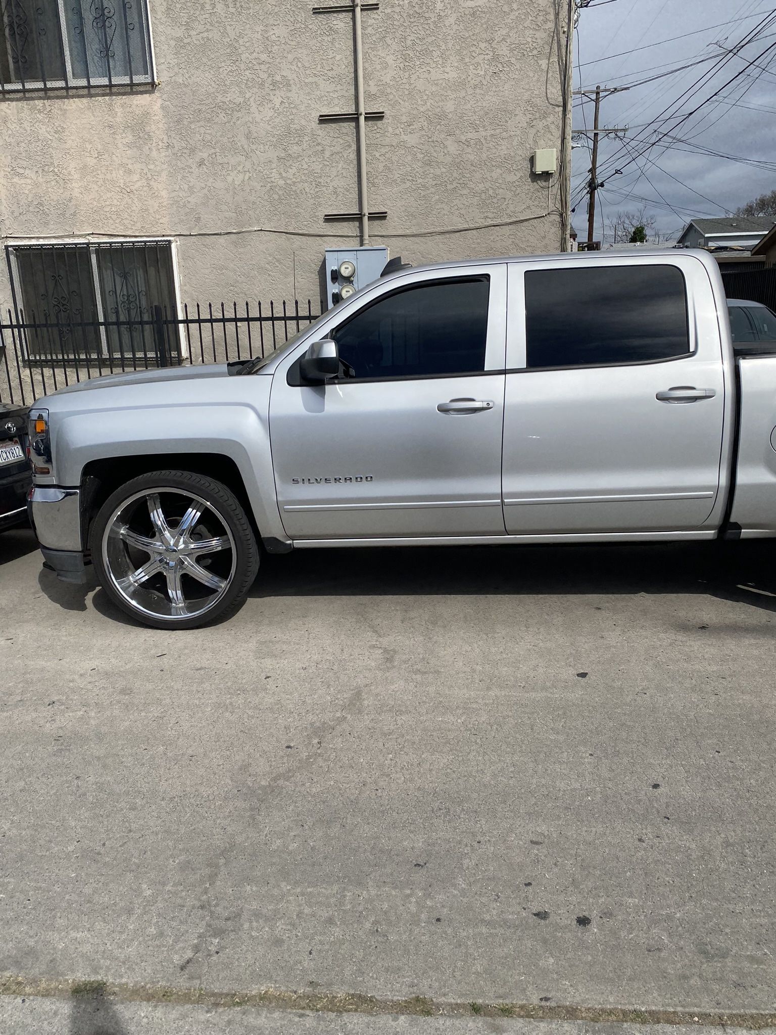 26 Inch Rims for Sale in Los Angeles, CA - OfferUp