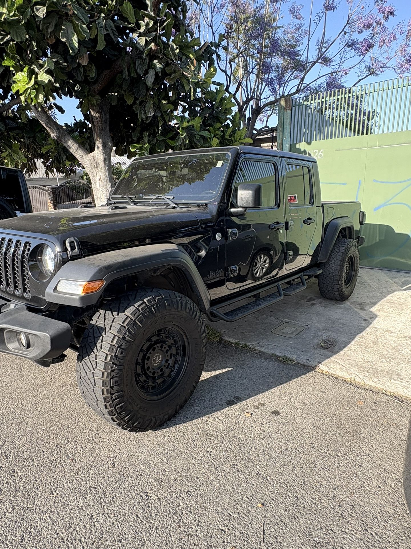 Jeep gladiator