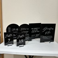 Elegant Black Acrylic Wedding Sign Bundle
