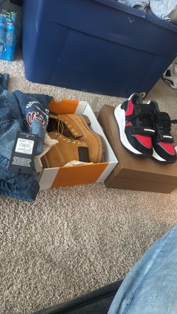 Burberry kicks Timbs and tru jacket