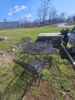 Rod Iron Patio Set 4chairs