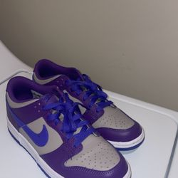 Nikes 