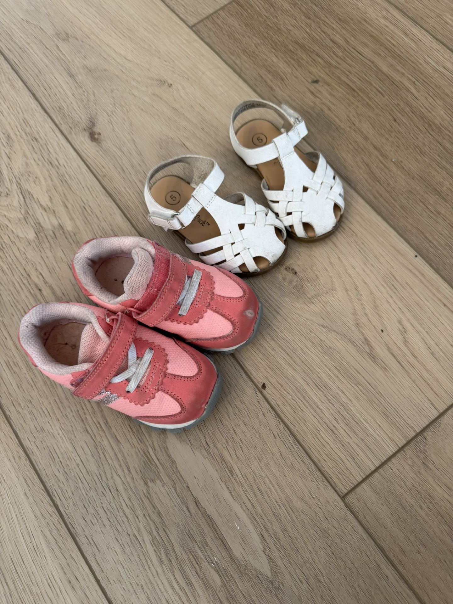 Size 5 & 6 Girl Shoes