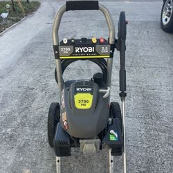 RYOBI PRESSURE WASHER PRESSURE CLEANER POWER WASHER POWER CLEANER 2700 PSI 2.3 GPM WORKS GREAT 