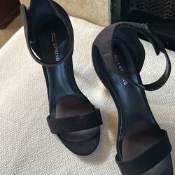 High Heels  Black Size 7