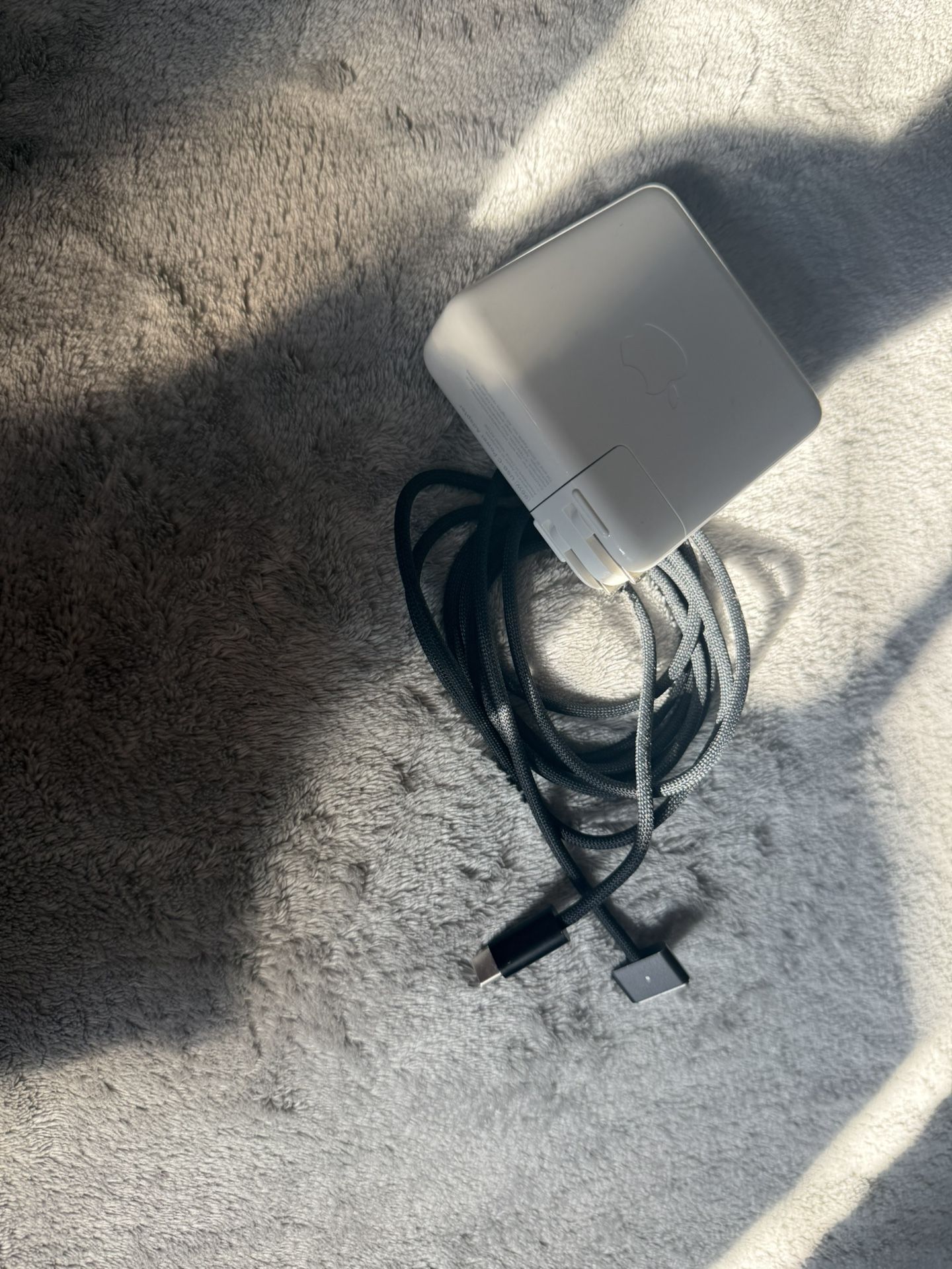 Macbook Charger (magnetic)