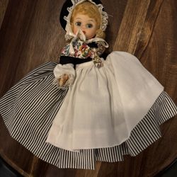 Vintage Madame Alexander 8 Inch Great Britain Doll