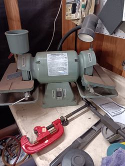 TOOL GRINDER