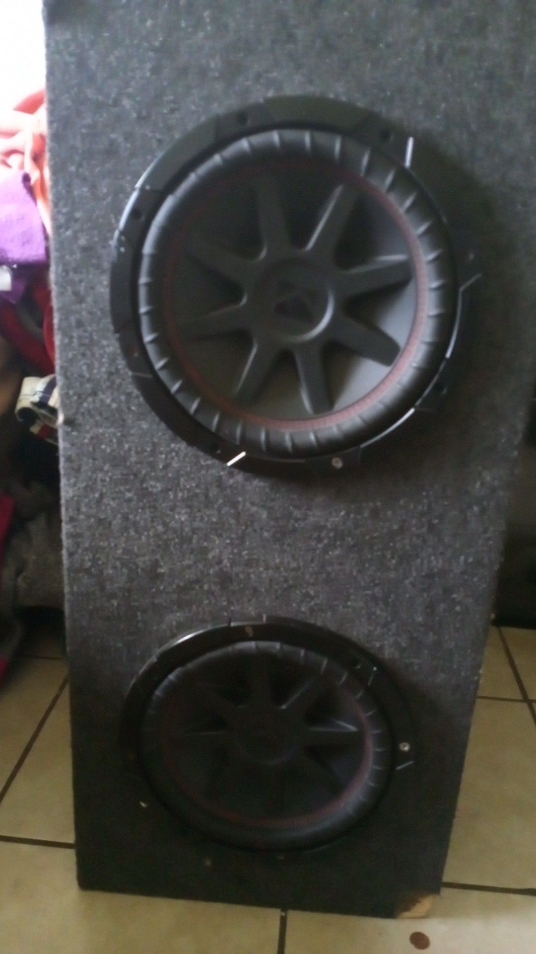 Kicker speakers