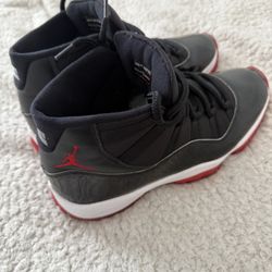Jordan 11 Bred