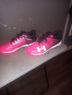 Soccer cleats