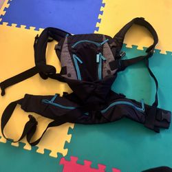 Infantino Baby Carrier