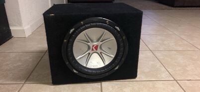 10 inch kicker comp subwoofer and 500 watt kenwood amp