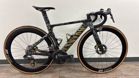 Canyon Aeroad CF SLX 8 Di2 (2024)