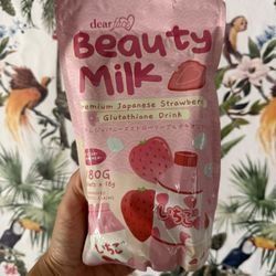 Dear Face Beauty Milk – Japanese Strawberry Glutathione Drink (10 sachets, 180g)