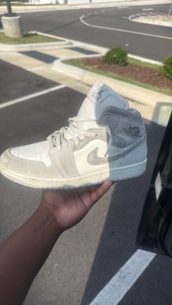 Air Jordan 1 mid se “Neutral Grey Sail”
