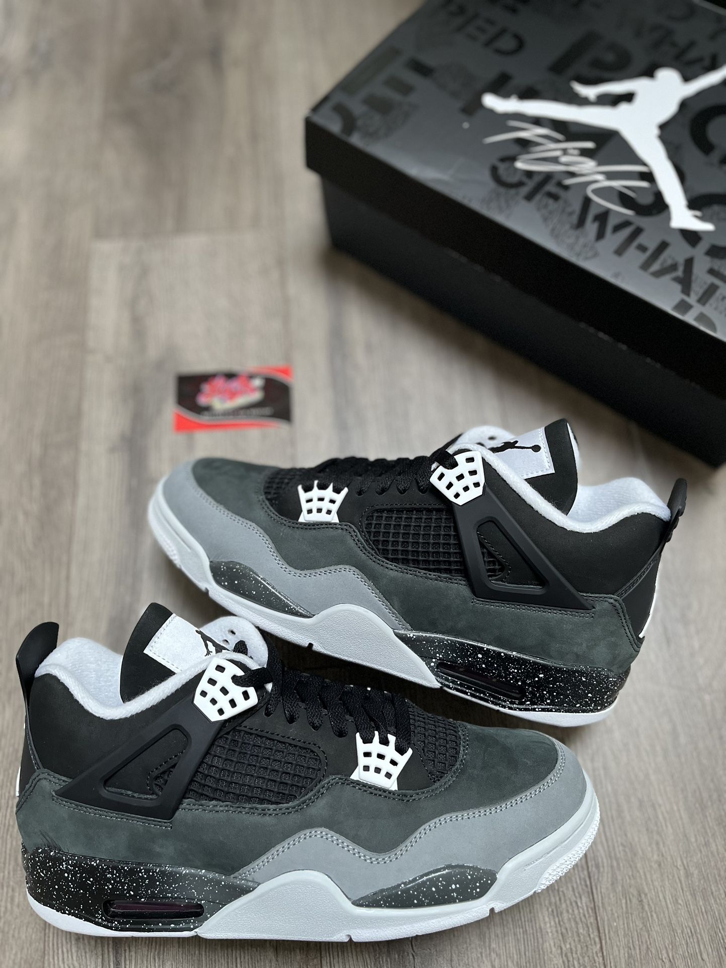 2024 Jordan Retro Fear Size 12