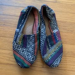 Toms Shoes Size 7.5 Women’s