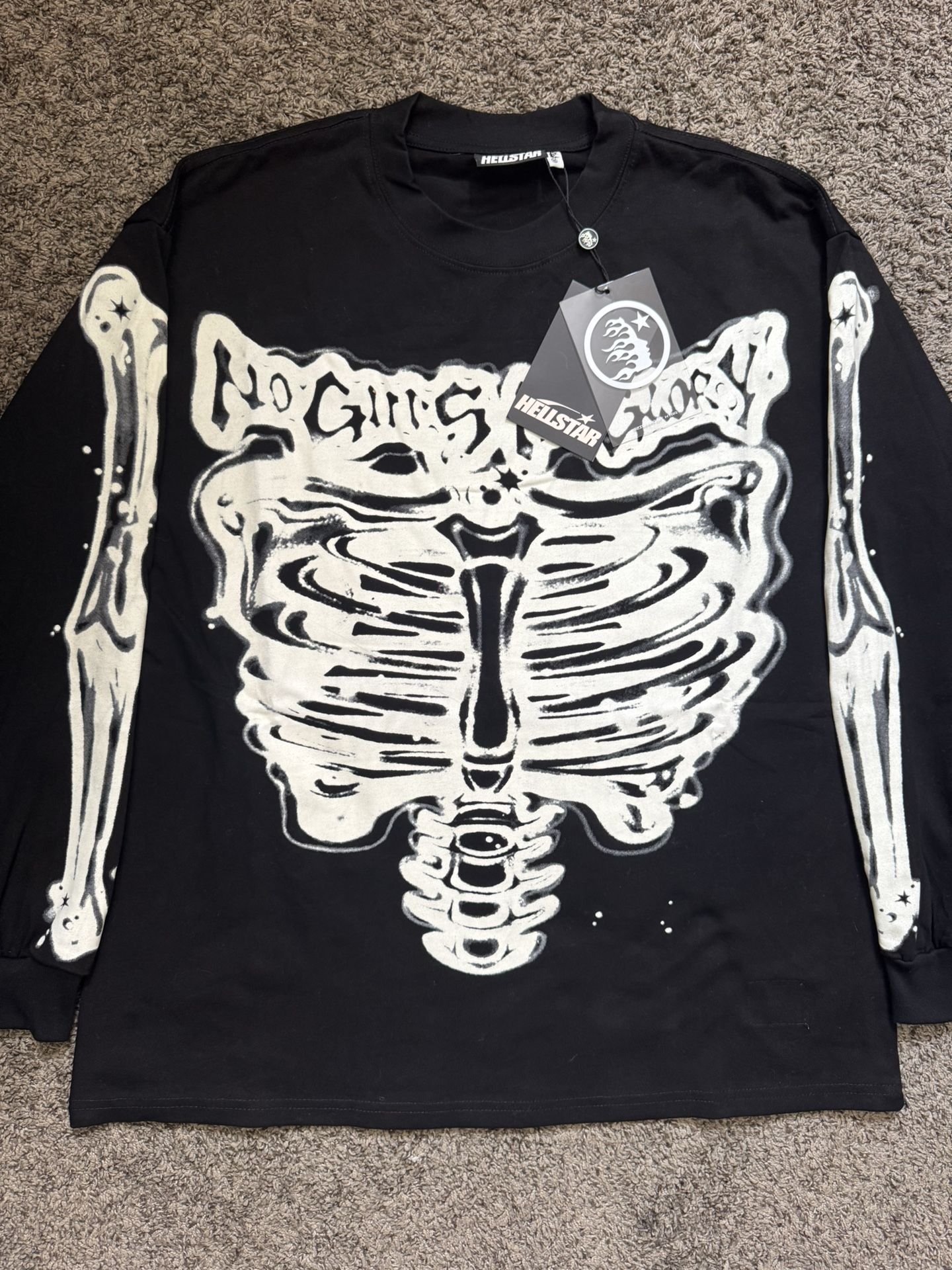 hell star long sleeve