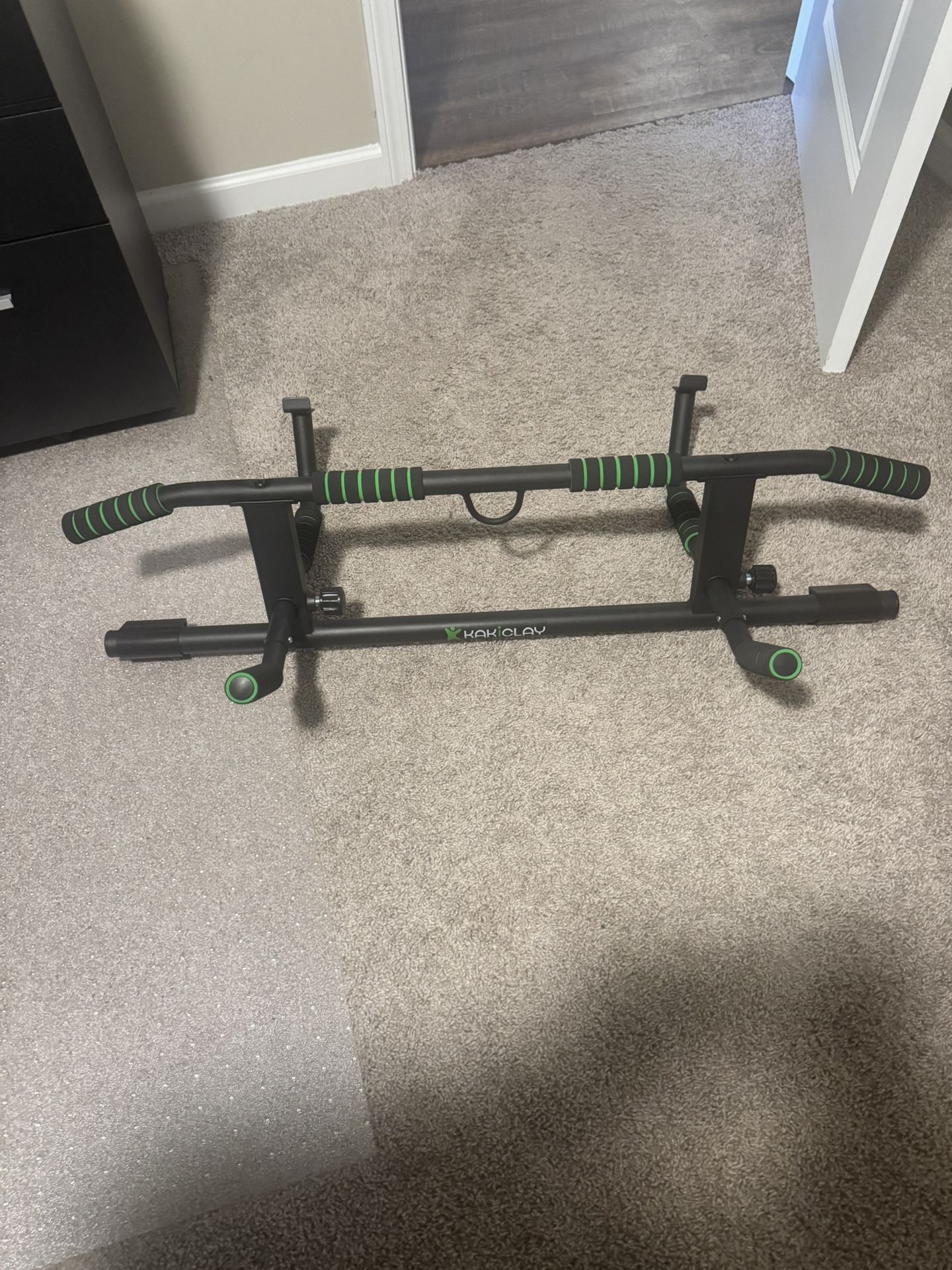 Doorway Pull-up bar