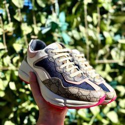 Women’s Gucci Sneakers Size 7 