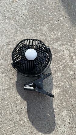 Clip on desk fan