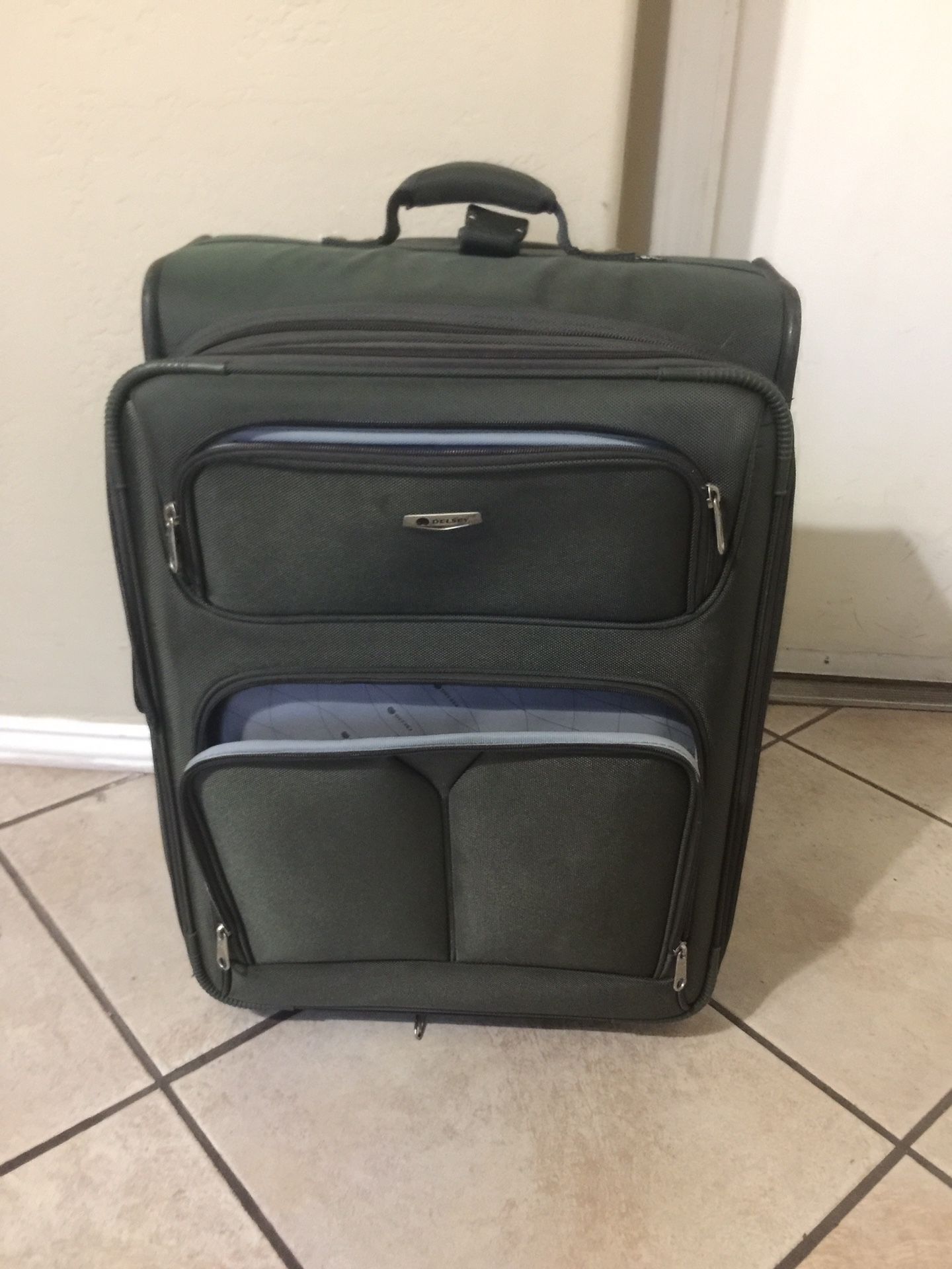 large suitcase excellent condition