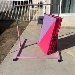 Gymnastics Bar With Multi Folding Mat 