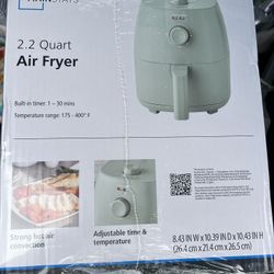 Mainstays 2.2Qt Compact Air Fryer, Non-Stick, Dishwasher