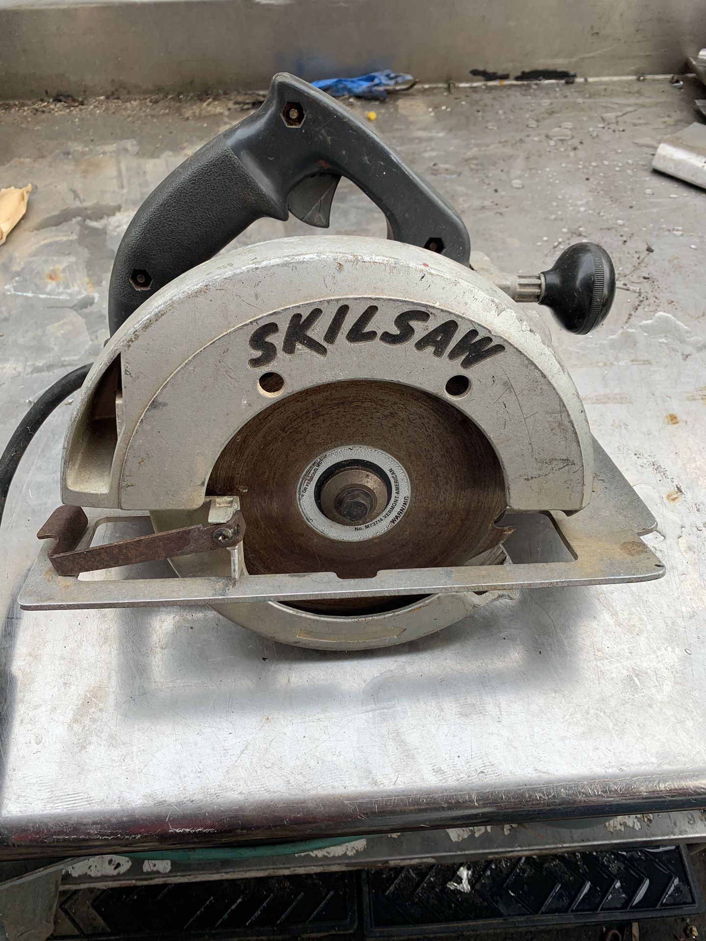7 1/4 Skill Saw