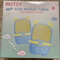 Kids Walkie Talkie With Wireless Speaker