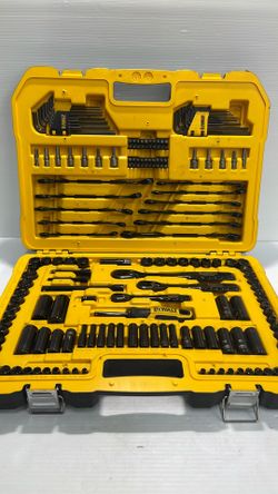 Dewalt socket’s & ratchet