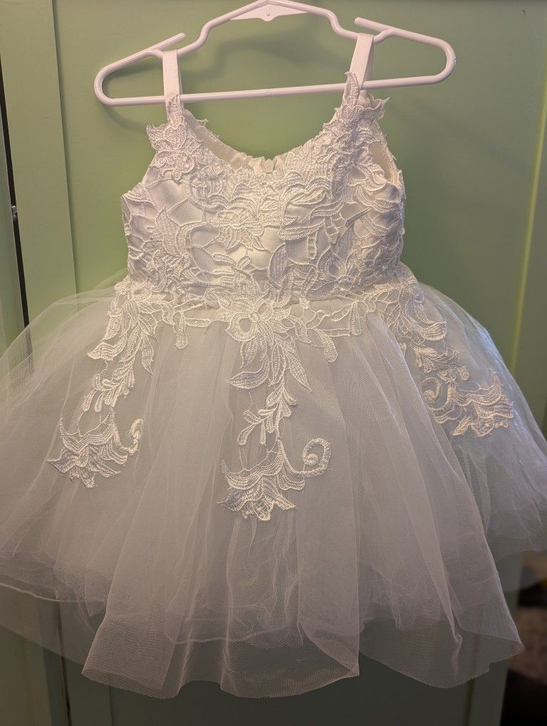 Beautiful Dress Size 3-4T
