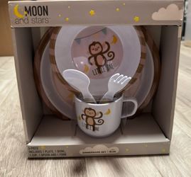 Baby Moon and Stars 5-piece dinnerware set