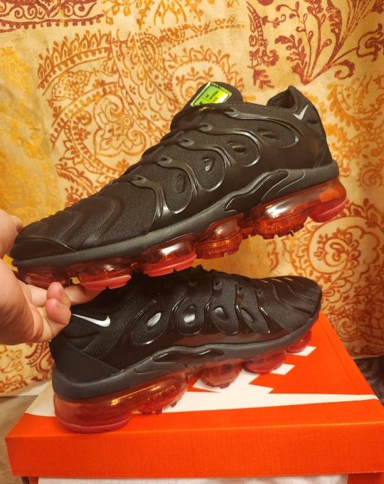 Men Nike Vapormax Available Size