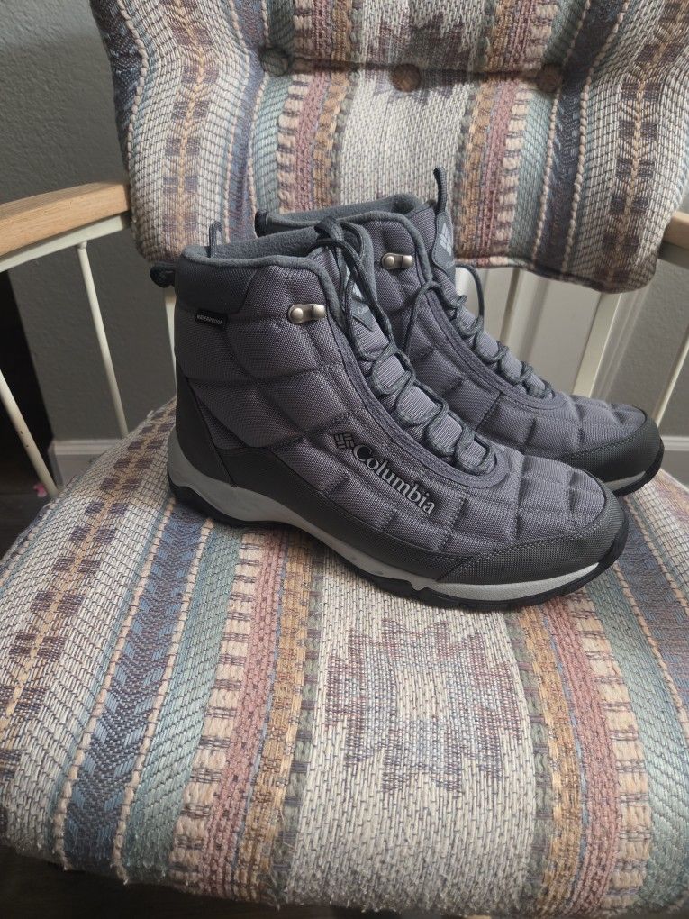 Columbia Boots