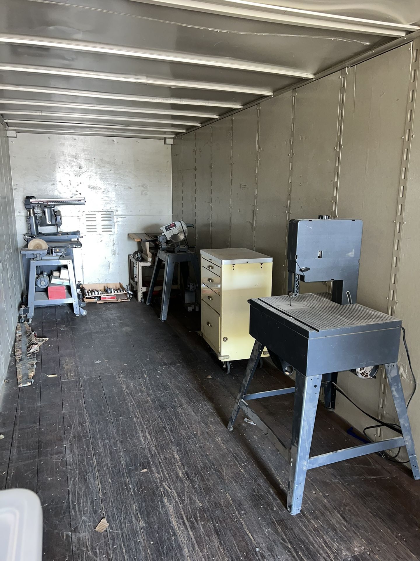 Craftsman’s Saws And Sander
