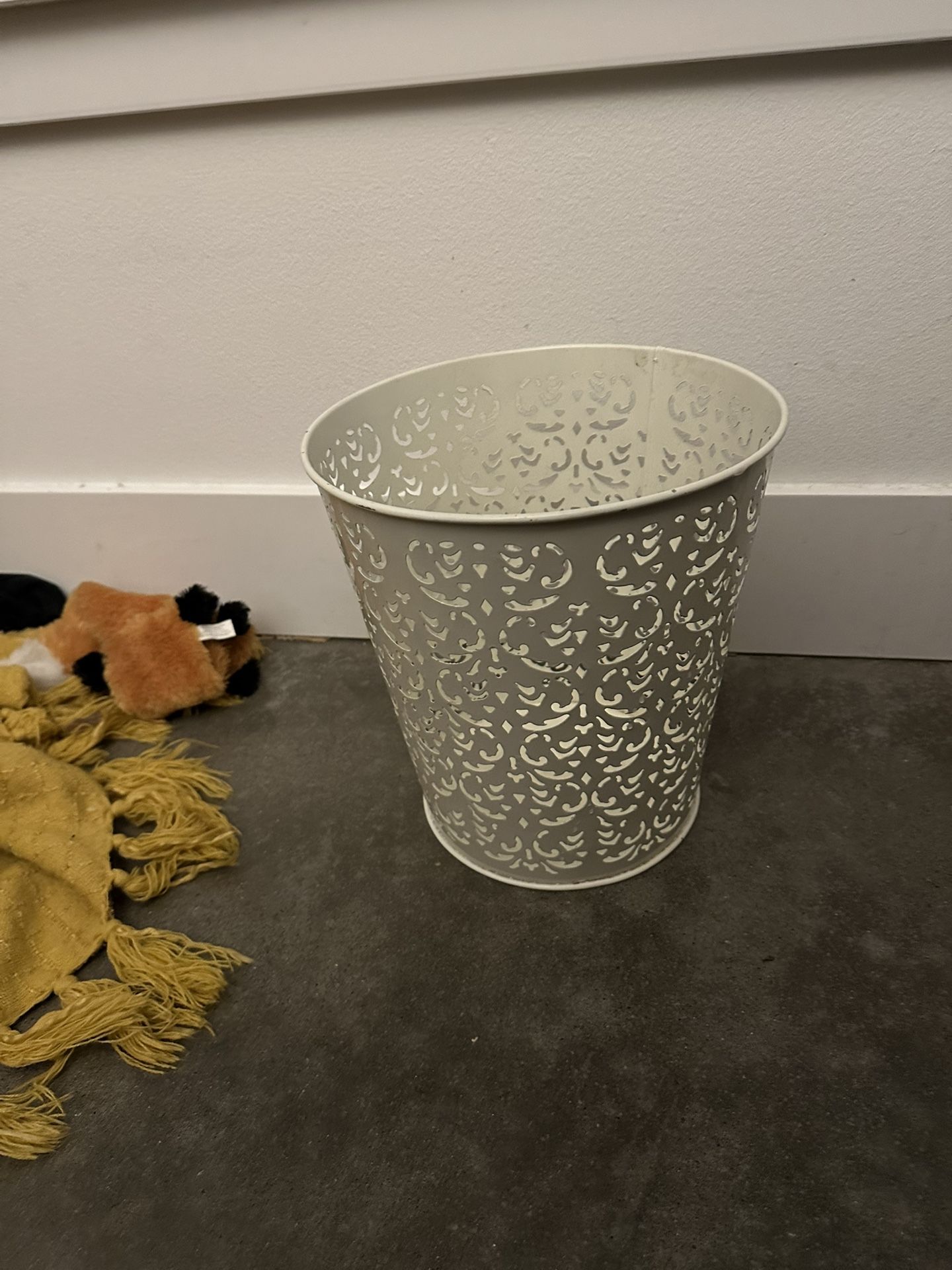 Decorative Metal Trash Can