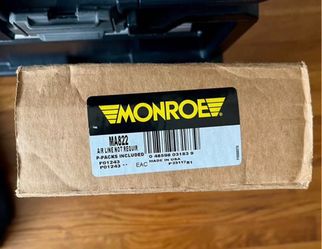 NEW: Monroe Max-Air Shock Absorbers (set of 2 rear shocks) - MA822