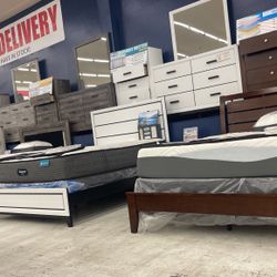 Amazing Sales On Beds And Bedroom Sets!!!