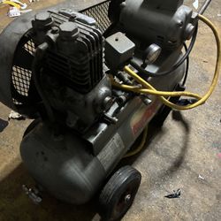 Air Compressor 