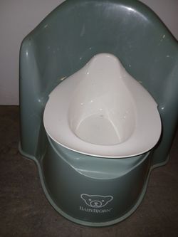 Baby Bjorn Smart  Potty Chair 