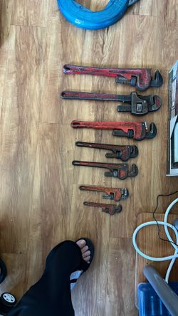 Pipe Wrenches