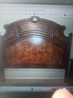 Elegant and heavy king bed