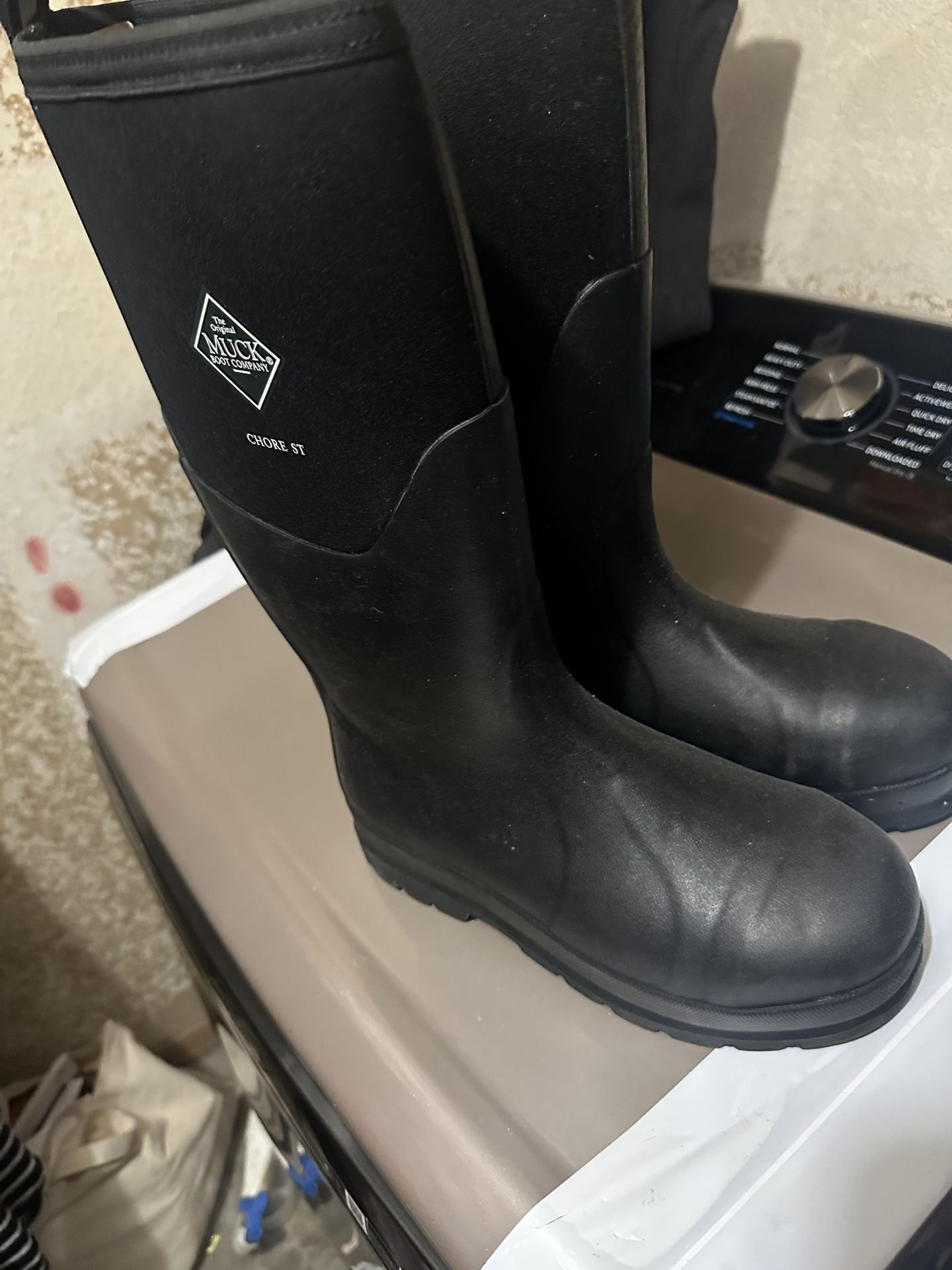 BRAND NEW Muck Rubber Steel Toe Work Boots
