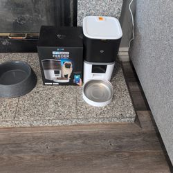 Automatic Pet Food Feeder