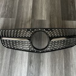 Mercedes Benz Diamond Grill