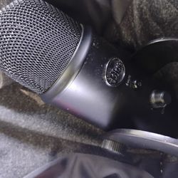 Blue Yeti Microphone 