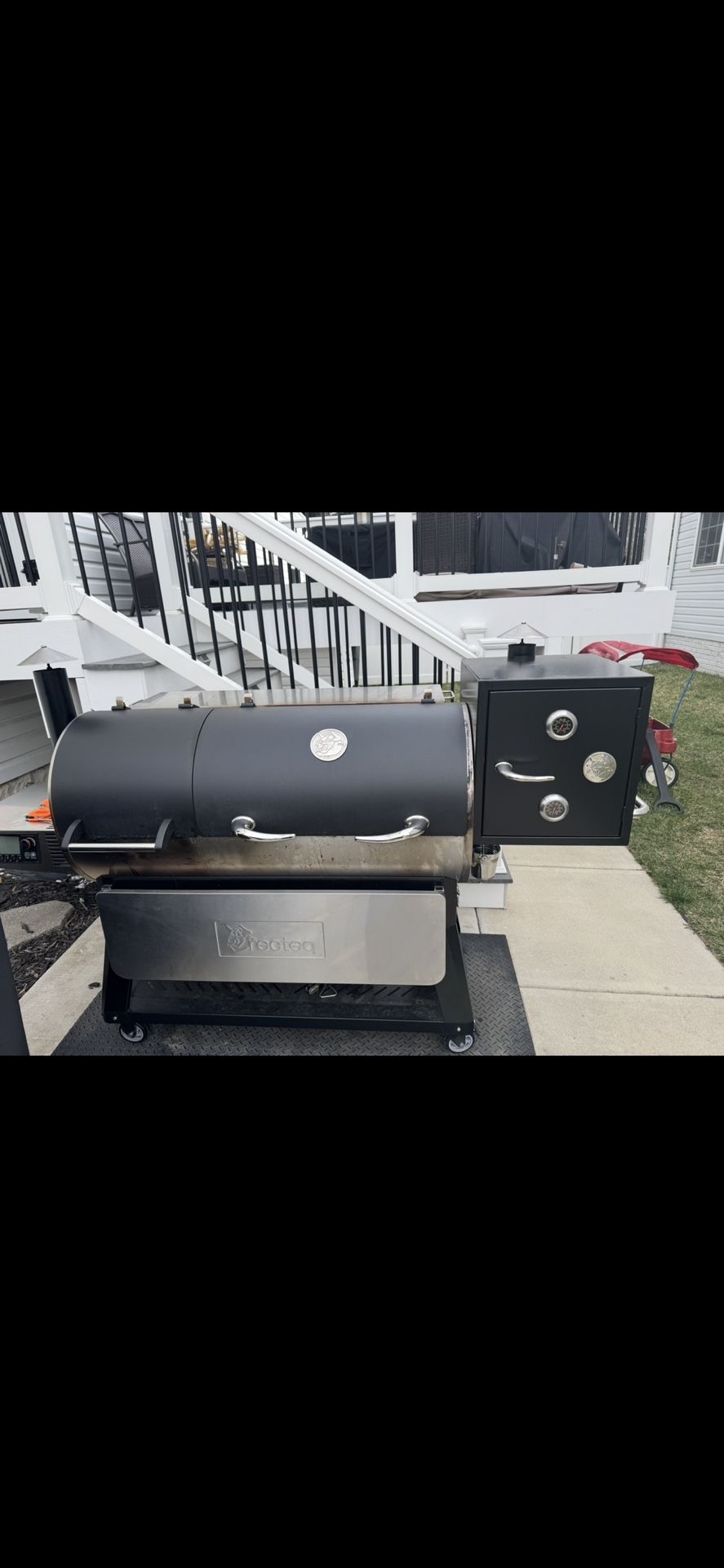 Recteq DualFire 1200 Smoker