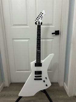 ESP LTD SNAKEBITE